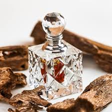 Sarochem™ Pre-Matured Premium Perfume Base – Oud & Vetiver Blend | Ready-to-Use with Smell-Free Perfumers Alcohol | Lab-Crafted, Fixative-Rich, Trusted by Top Indian Brands & Exporters